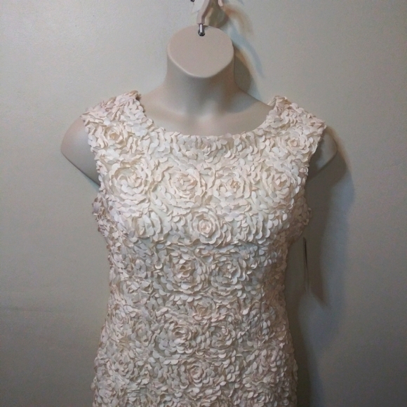 Frank Lyman Ivory 3-Dimensional Rose Petal Design Special Occasion Sheath Dress - Picture 2 of 14